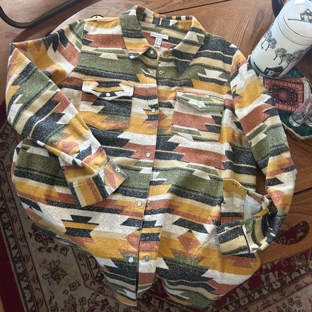 Camouflage Aztec Shacket - Picture 7 of 16